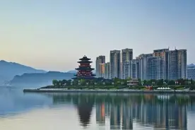 1至4月丽水经济延续稳进向好态势 工业投资增速居全省第一图片