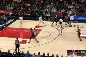 NBA芝加哥公牛队举办“蛇年之夜”贺岁活动图片