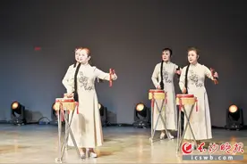 长沙大鼓亮相全国小戏小品展演图片