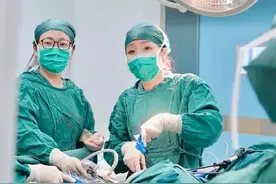 11枚子宫肌瘤和1个子宫内膜息肉 医院妇科团队精准剥离为患者保留子宫图片