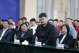 这项吸引了姚明关注的区级初中篮球联赛有什么不一样？图片