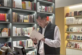 陈行甲：做公益路上的行者与学者图片