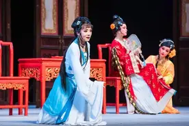 火爆！李云霄主演越剧《陈三两》将在成都上演，该场门票现已售罄图片