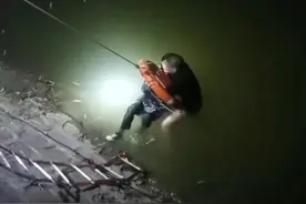洛阳男孩负气出走轻生 周口热心男子深夜跳水救人图片