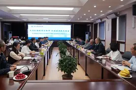 天水师范学院召开庆祝第40个教师节教师代表座谈会图片