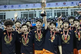 清华大学获得CUBAL东北赛区双冠王图片