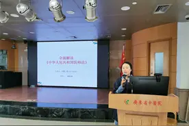 【遵义市中医院名医专家专访】向薇：做一个坚定的“杏林守望者”图片