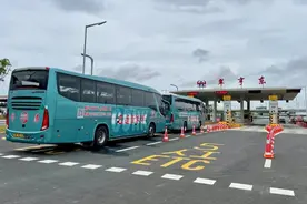 创造十项“世界之最”的深中通道通车试运营图片