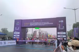 奔“阜”未来，“马”到成功！阜阳全城沸腾图片