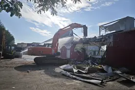 海淀区拆除一高尔夫球场内违建，将改建公园图片