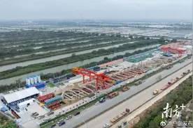 广州地铁未来可坐到深圳图片