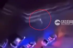 美购物中心惊现外星人？美媒：60辆警车出警画面疯传，社交媒体引发猜测图片