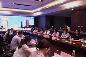 云南省135万余份高考卷这样评图片