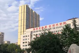 陕西交通职院扩招生领不了毕业证？校方：沟通有误图片