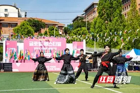 好炫！登录韩国大学，一支支民族舞飞扬“中国风”图片