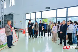 全国网媒行走进海南农垦茶业生态科技园 了解茶业背后的“科技经”图片