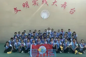 智慧新农业 科技向未来——燕柳师生劳动研学行图片