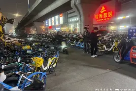 泉城调查｜非机动车停放“没规矩”，堵车又堵心！“良方”在哪？图片
