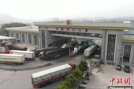 中越边境河口口岸一季度进出口货运量超62万吨图片