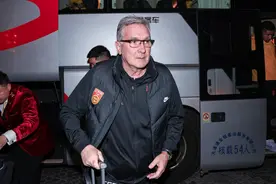 国足又丢积分，亚洲前十已无望！下轮不仅要取胜，还要考虑净胜球图片