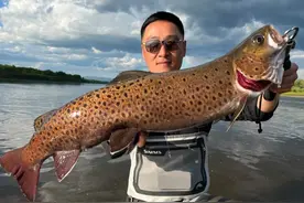 垂钓、看海观日出日落，去海湾旅游区打卡无数路亚爱好者心驰神往的秘境图片
