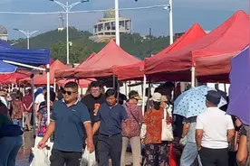 果然视频|烟台开海当日，芝罘区最大渔港码头——东口人气爆棚图片