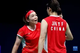 羽毛球——女子双打：中国组合陈清晨/贾一凡夺冠图片