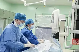 肿瘤患者血管受压，支架手术支起“生命通道”图片