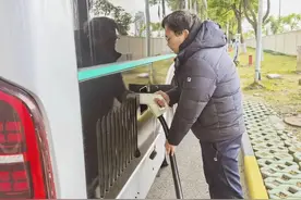 气温下降，公交这样应对→图片