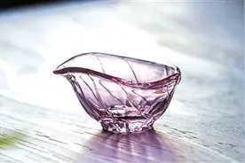 黛玉拣的海棠冻石蕉叶杯是个什么杯图片