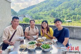 马来西亚华裔借中国社交平台圆寻亲梦图片