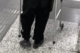 高二少年坐地铁被“盯”上，这场接力持续一年多！图片