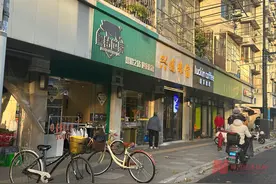 “黑钻世家”开出线下店 叮咚买菜自有品牌“单飞”，零售创新又“卷”起来了图片