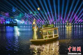 沉浸式文旅演出《男神东坡》首演 再现宋风雅韵图片