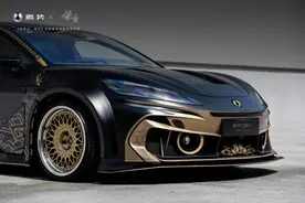 融入锁子黄金甲元素，比亚迪腾势Z9GT黑神话主题改装版亮相图片