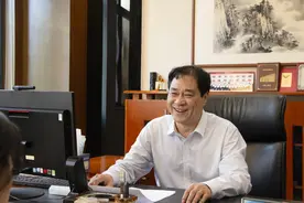 这才是我们该追的星·张改平｜阻击者图片