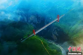 沿江高速南线一期工程开工图片