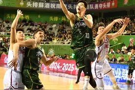 季后赛门票咋这么难拿？同曦客场加时赛不敌四川图片