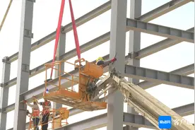 东方八所港新港区石化码头工程项目预计今年建成并投入使用图片