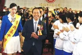 追忆李兆基：曾在顺德创建中学，设奖教奖学基金开展助学计划图片