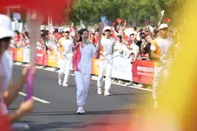 “挡刀女孩”崔译文：传递勇气，更传递梦想图片