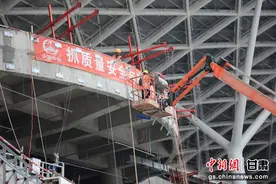兰州中川国际机场三期扩建工程：施工不停歇 建工力量“筑”双节图片