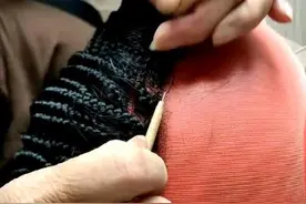 海量财经丨“顶上经济”火到国外，价格从几百元到上万元图片