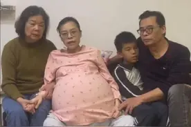 广东钢琴女老师卵巢癌晚期，肚子积液重达100多斤：父母从没放弃我，我也不能放弃图片