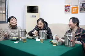 老人“吃饭难”？天心区金盆岭街道筹资40万元“爱心助餐”服务送到家图片