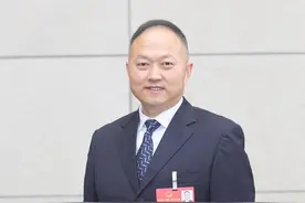 发展“公铁水空”多式联运 川东北经济区还要做好哪些事？｜两会圆桌会图片