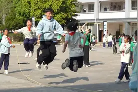 课间延长至15分钟，普洱娃都在做啥？图片