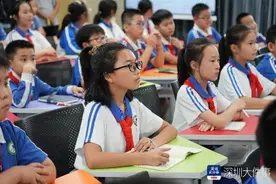 咏春拳点燃坂田学子激情，曾火上热搜的她斩获国赛一等奖归来图片