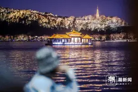 西湖游船夜游再次起航图片