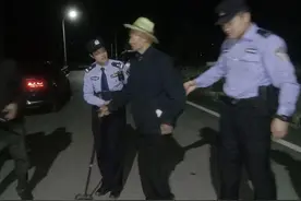 91岁老人患老年痴呆，却依然记得60年前的约定……图片